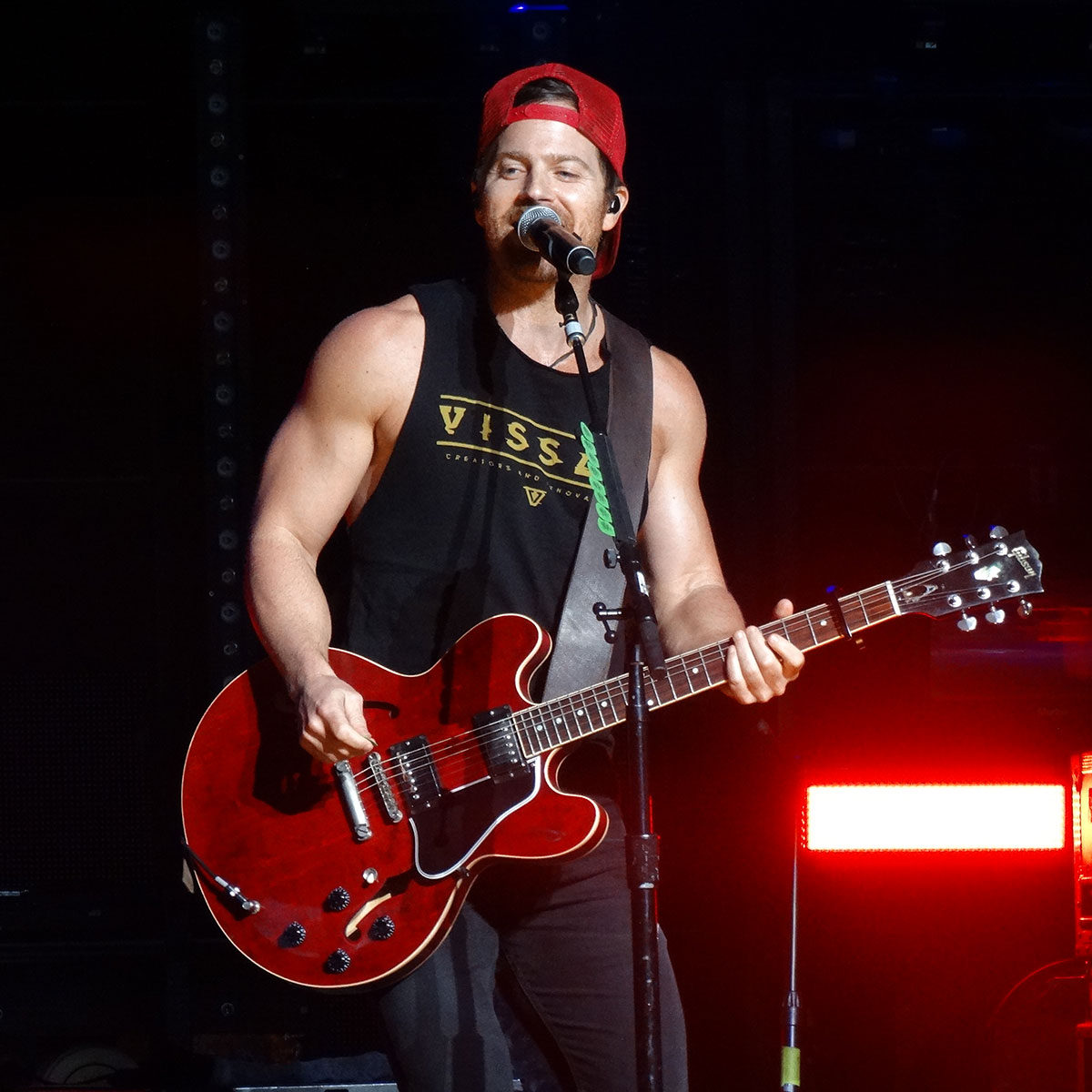 Kip Moore-Hey Pretty Girl