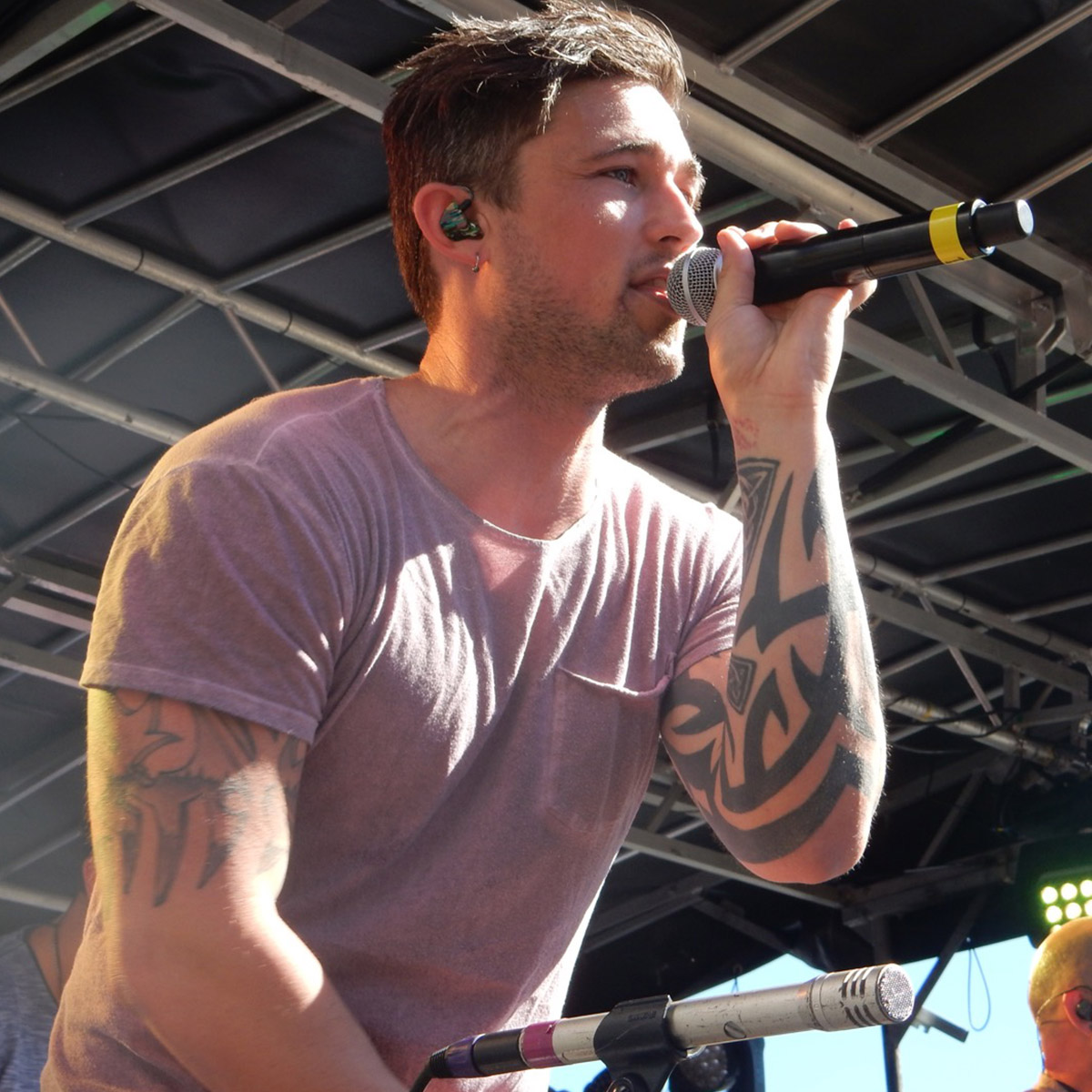 Michael Ray - Her World Or Mine