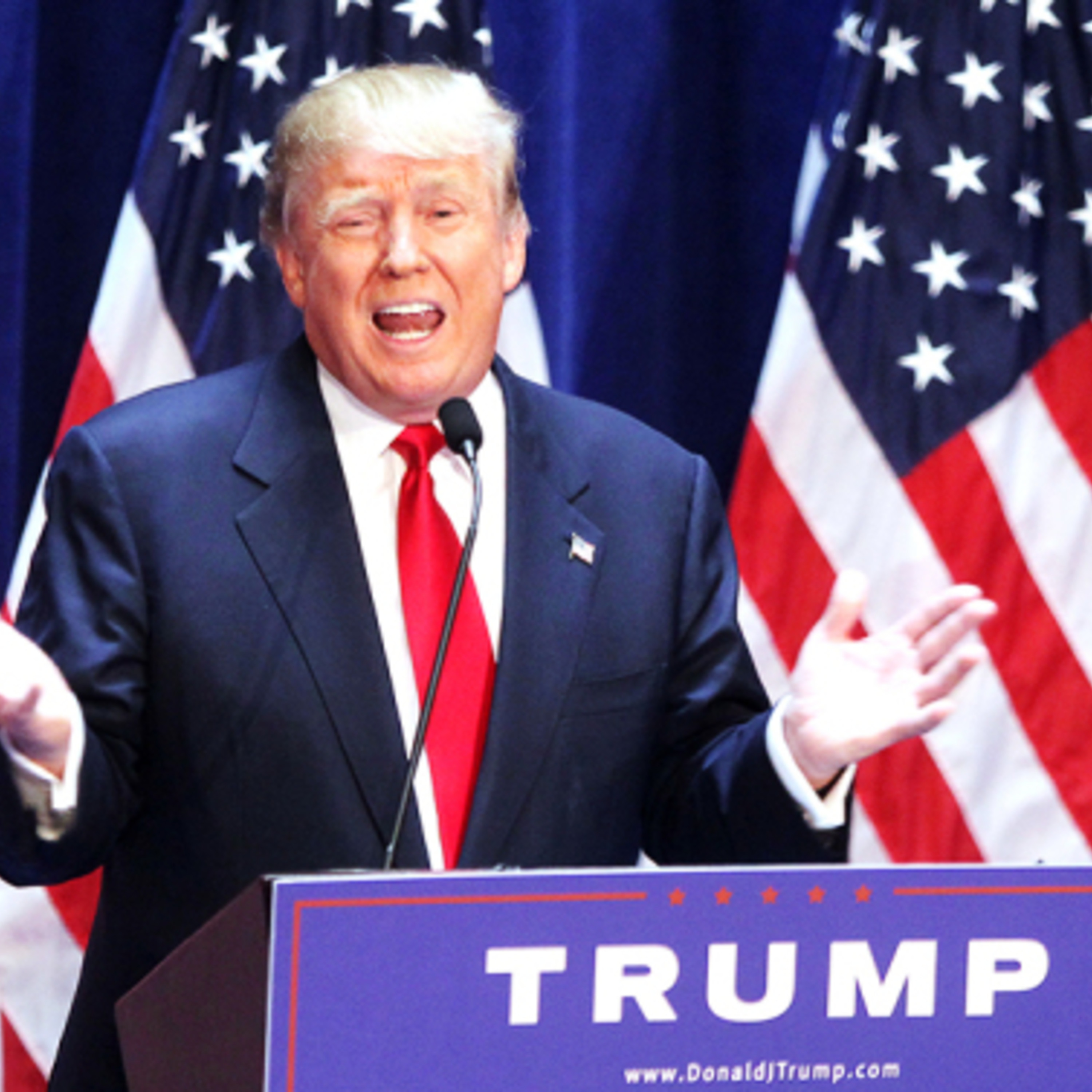 Trump stuns lawmakers with seeming embrace of comprehensive gun contro