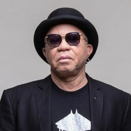 Salif Keita democracy is not a good thing for Africa
