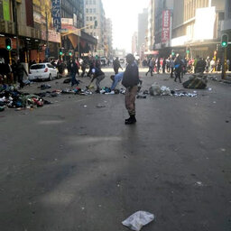 Barbs' Wire - Violent clashes between protesters and police in Joburg CBD