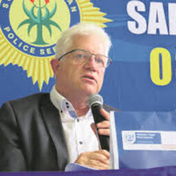 Winde urges CT communities to join fight against crime