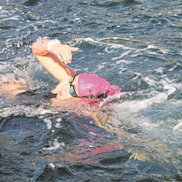 Abriella does major open water swim in preparation for Robben Island Challenge