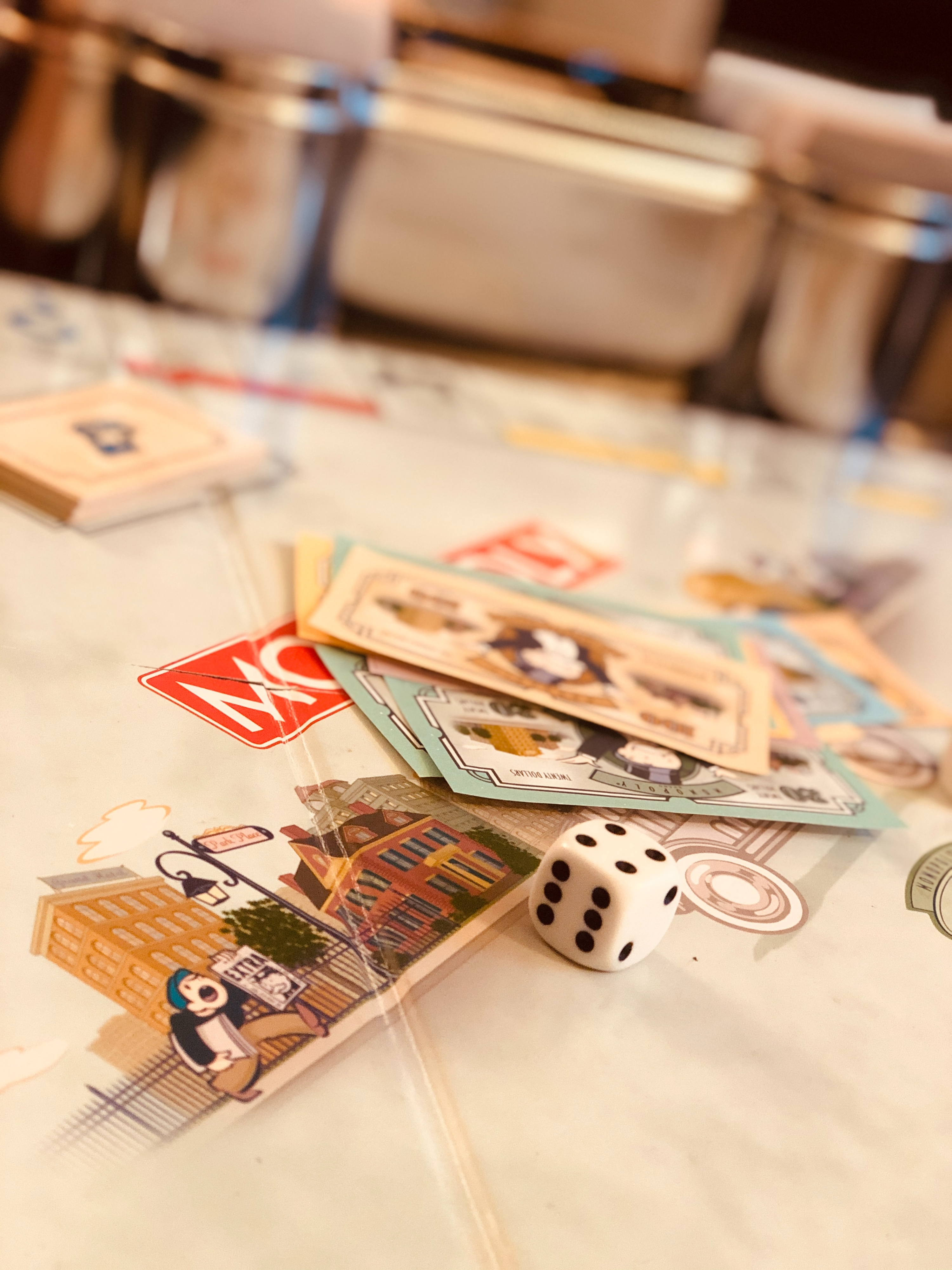 #AskTheClub: "I’ve got an endless struggle. Do you let your kids beat you at boardgames? I just can’t any more, whats the point?!" #947BreakfastClub cc @947BClub @Anele @FrankieFire @ThembiMrototo @AlexCaige @CindyPoluta episode artwork