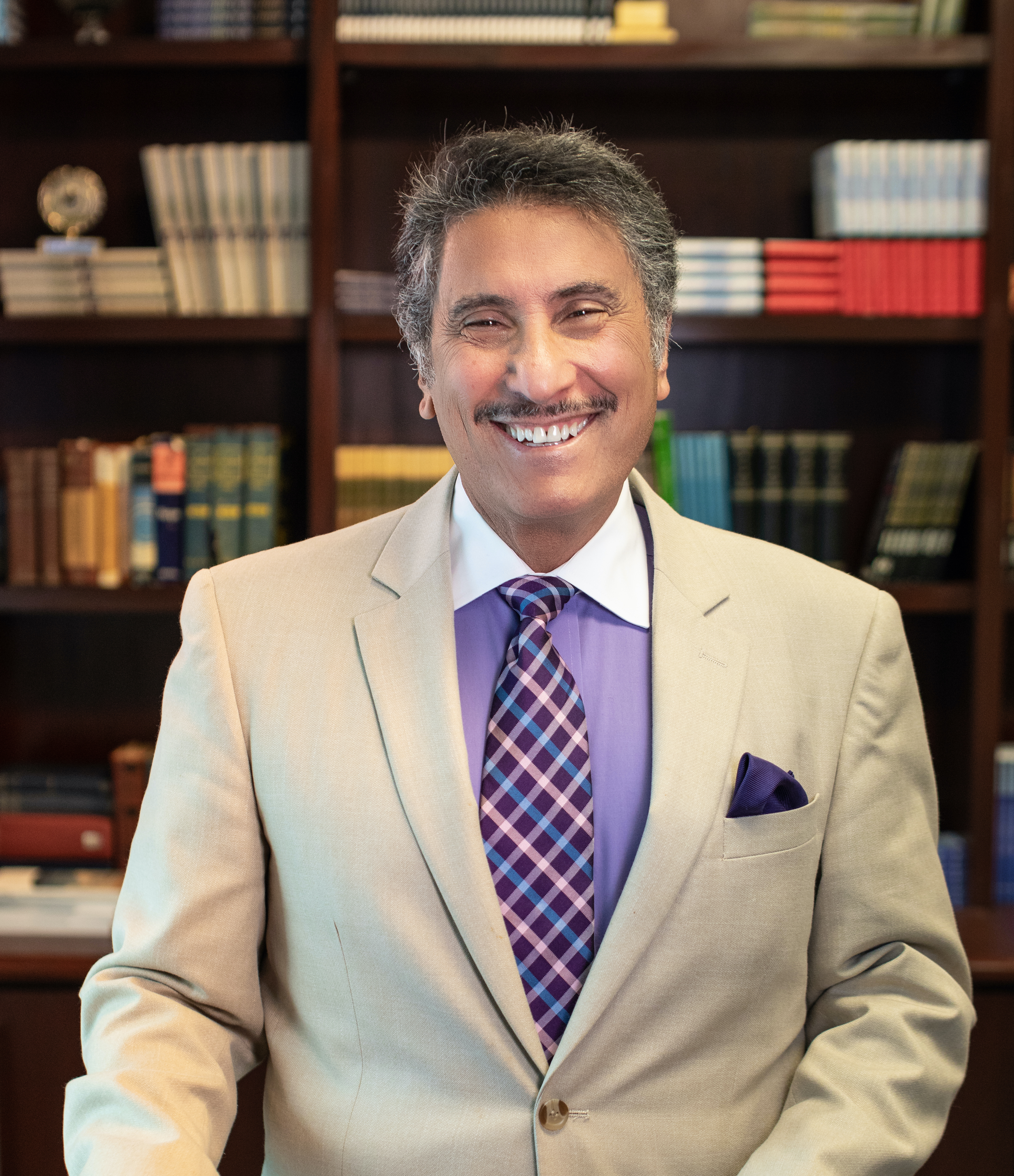 "Leading the Way" Host Dr. Michael Youssef episode artwork