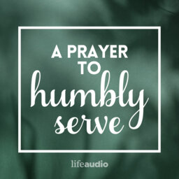 A Prayer to Humbly Serve This Maundy Thursday