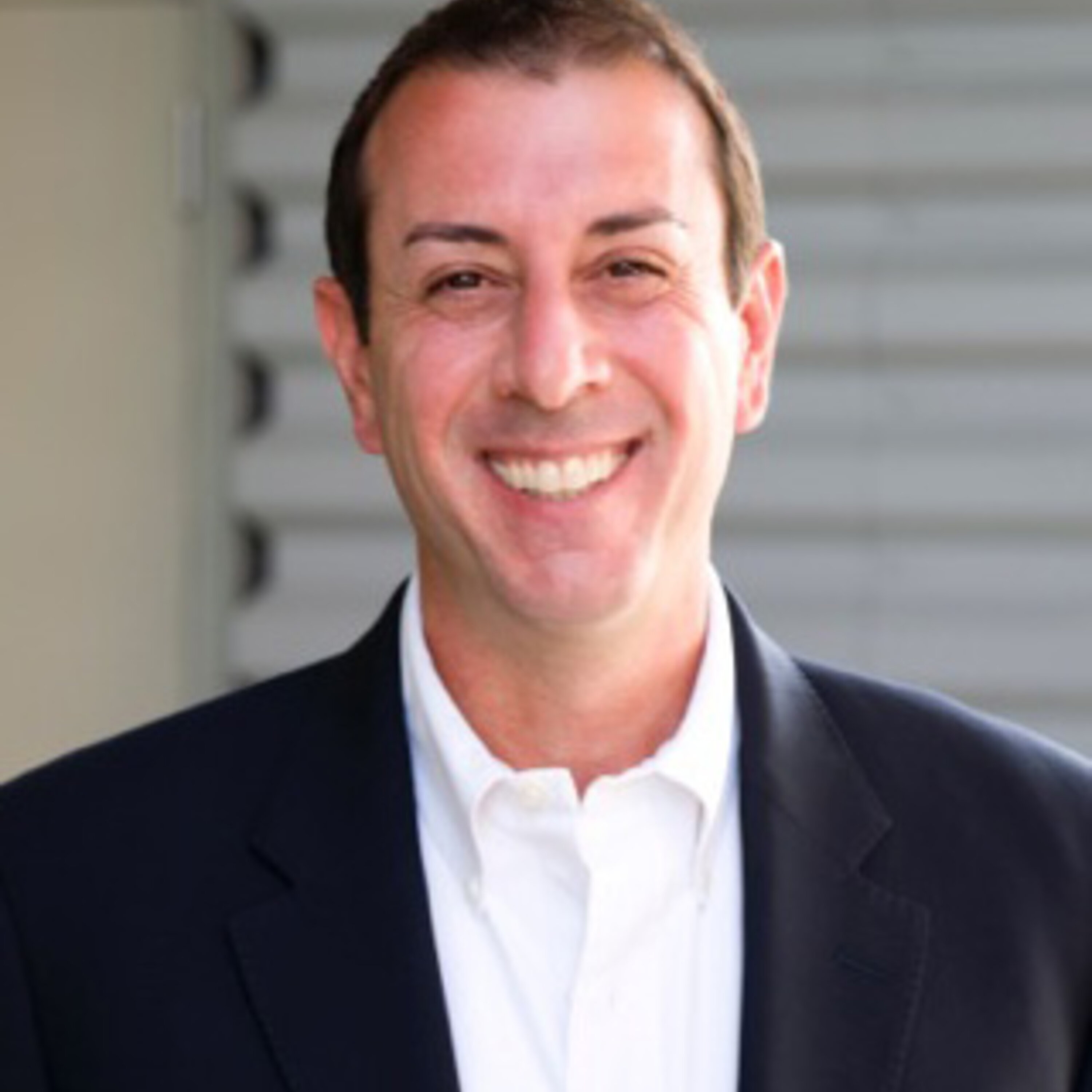 Focusing on the Heroes: Seth Leibsohn with Pete Peterson