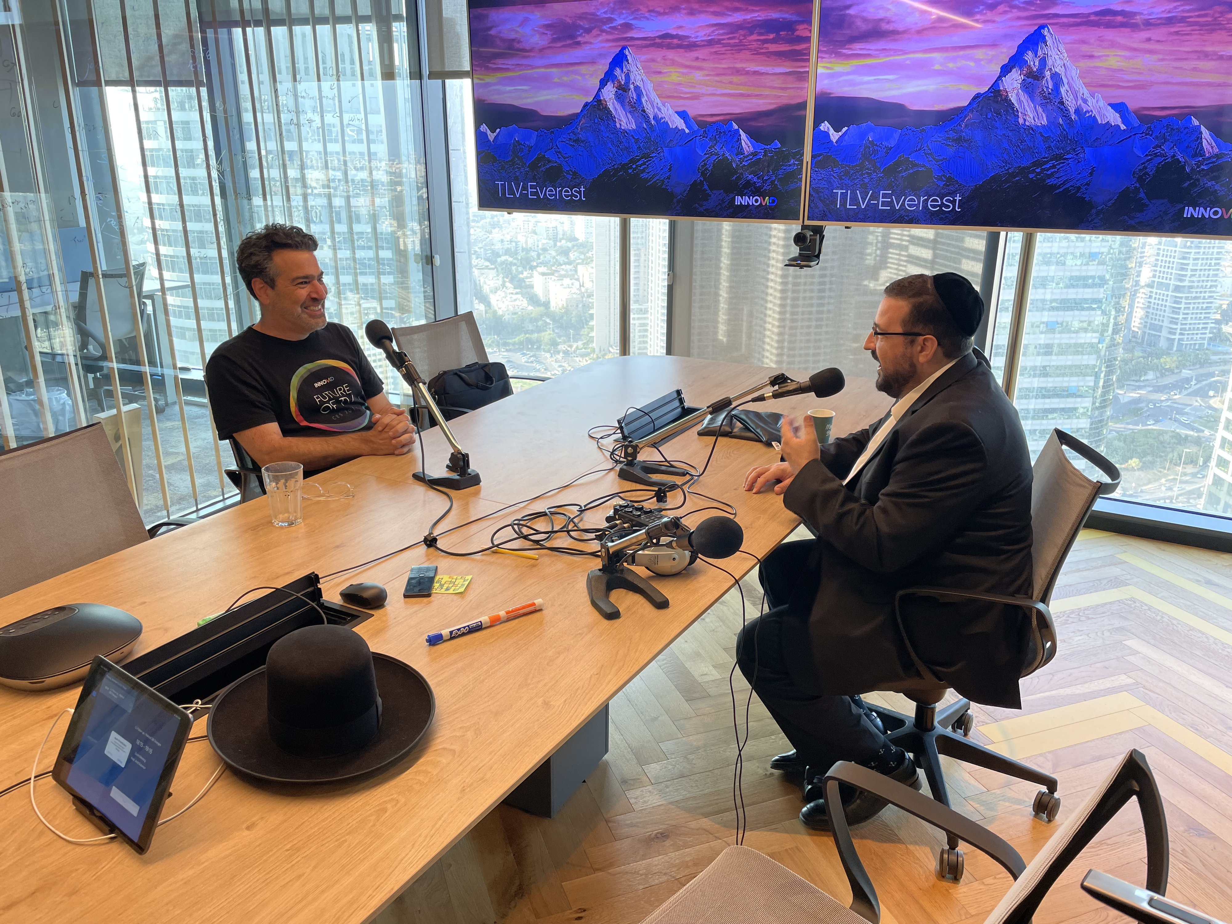 חדי קרן - צביקה נטר