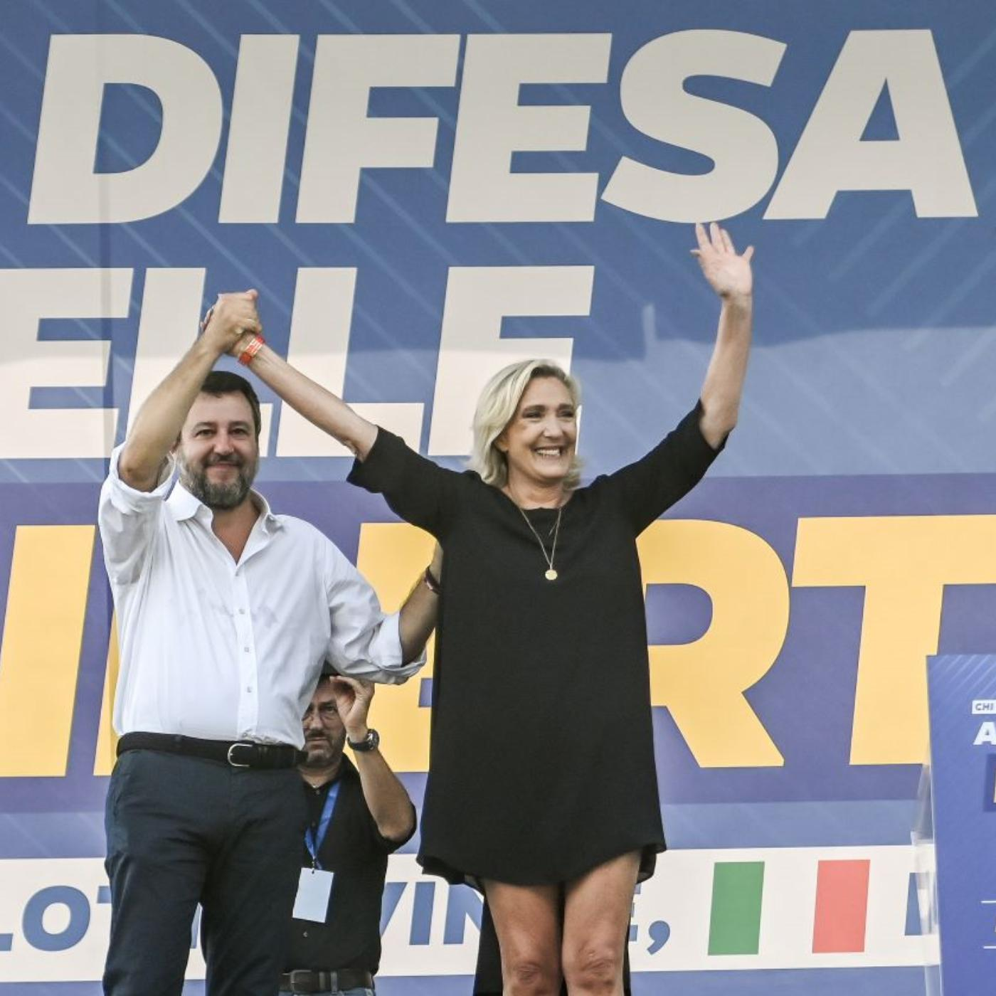 L’adunata nera di Salvini episode artwork