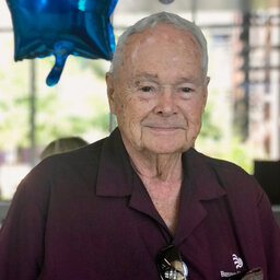 93-year-old Banner volunteer retires