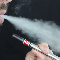 CDC links severe lung disease cases to e-cigarettes