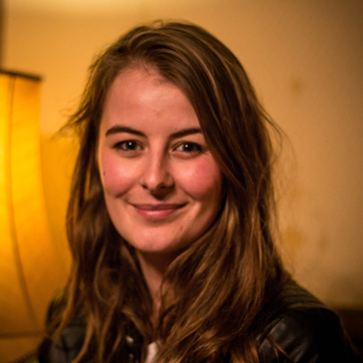 Charlotte Beyer kan zonnegroeten als de beste | RELAAS episode artwork