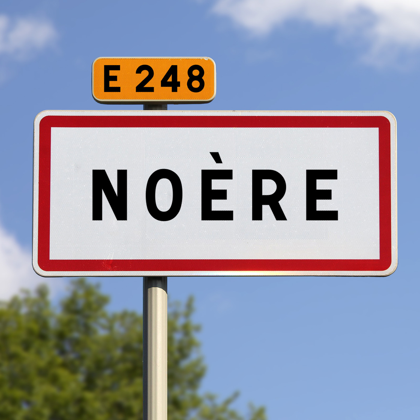 The middle of Noère episode artwork