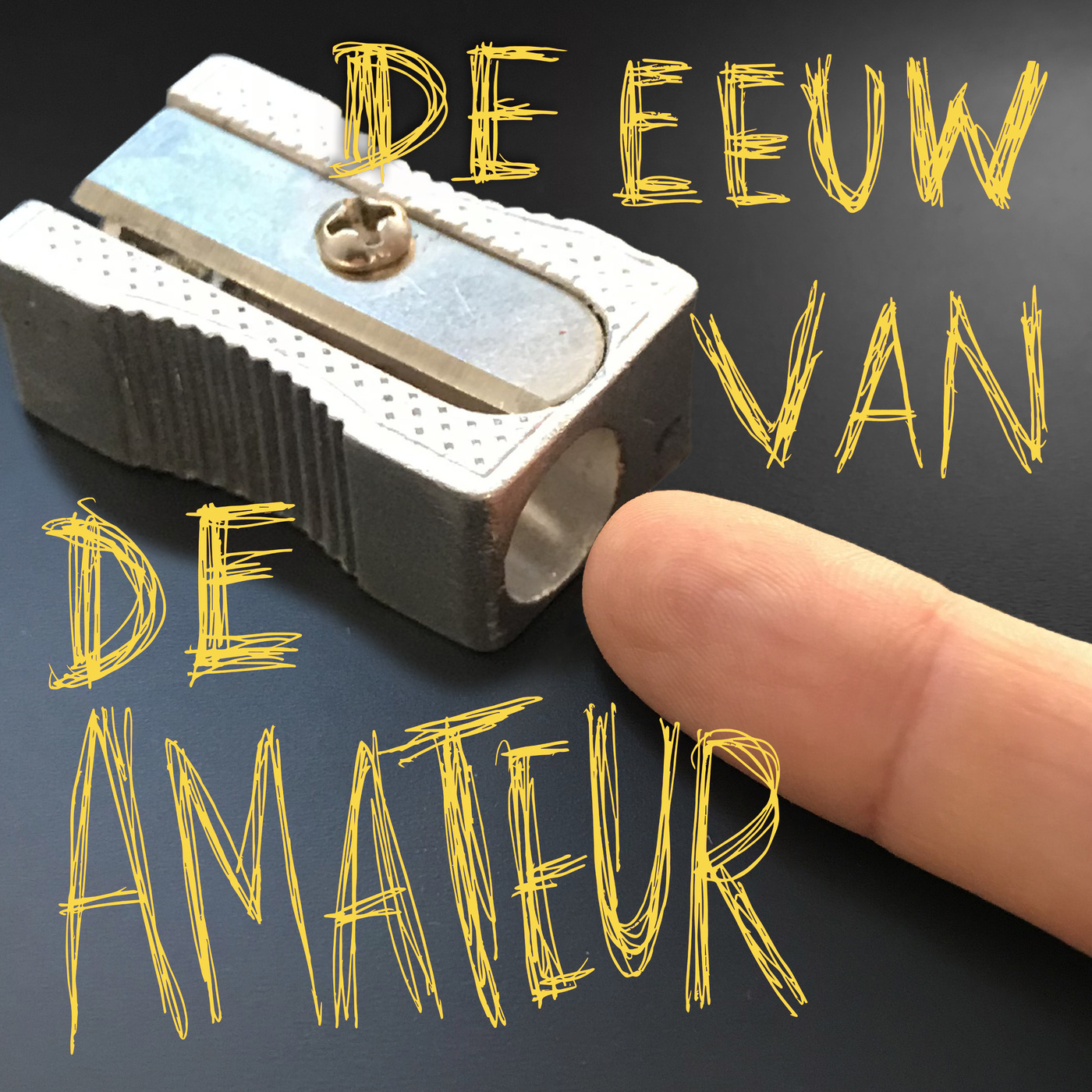 ALLES over ongemakkelijke begroetingen in zwembaden en de vergeten kunst van het brievenschrijven episode artwork