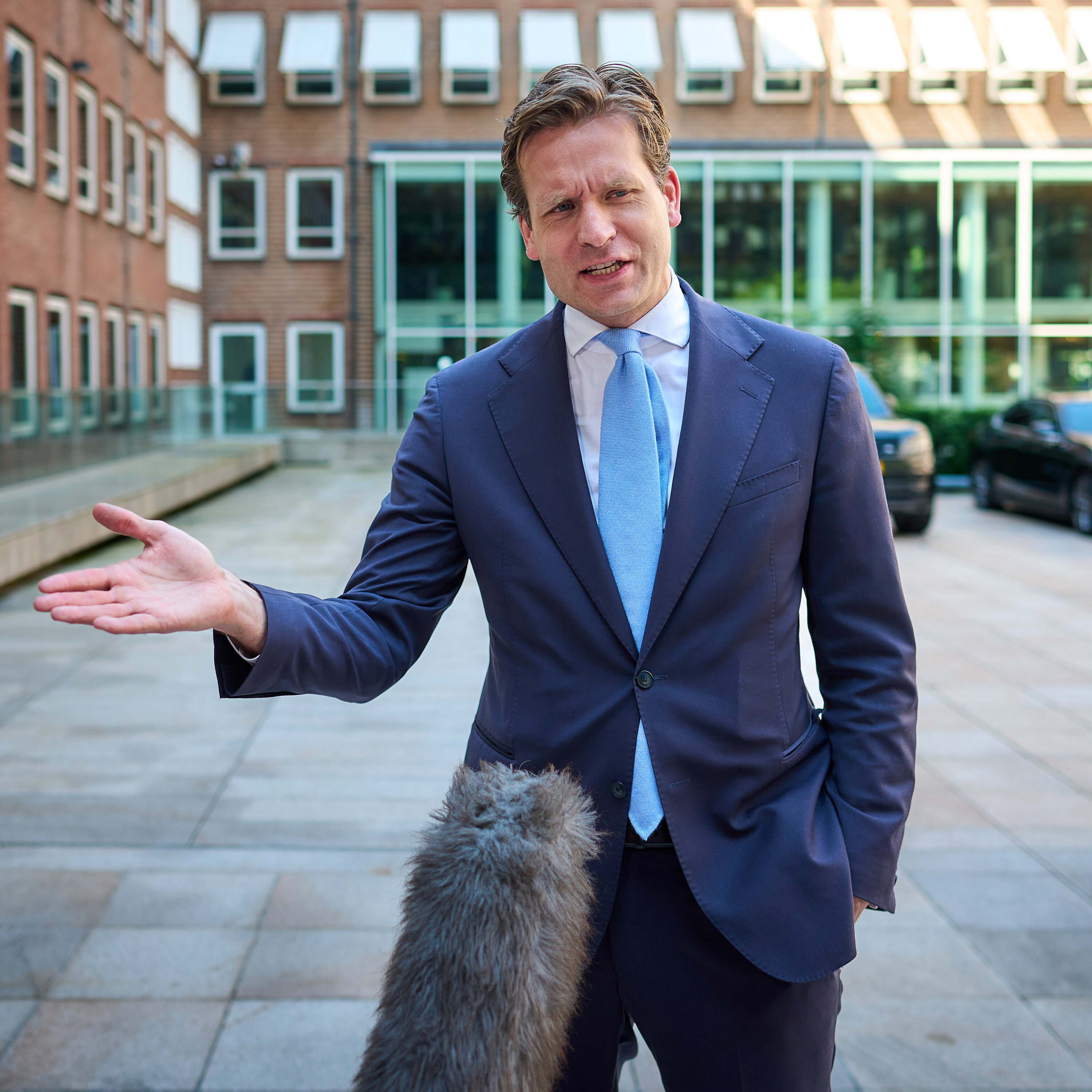 Karremans wil Nederland veranderen in één groot Rotterdam episode artwork