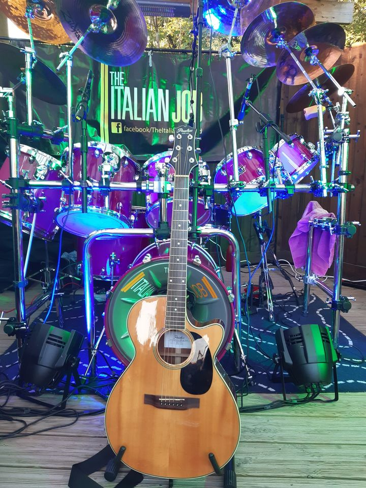 the P pod on location at Petersfield's Spring Festival