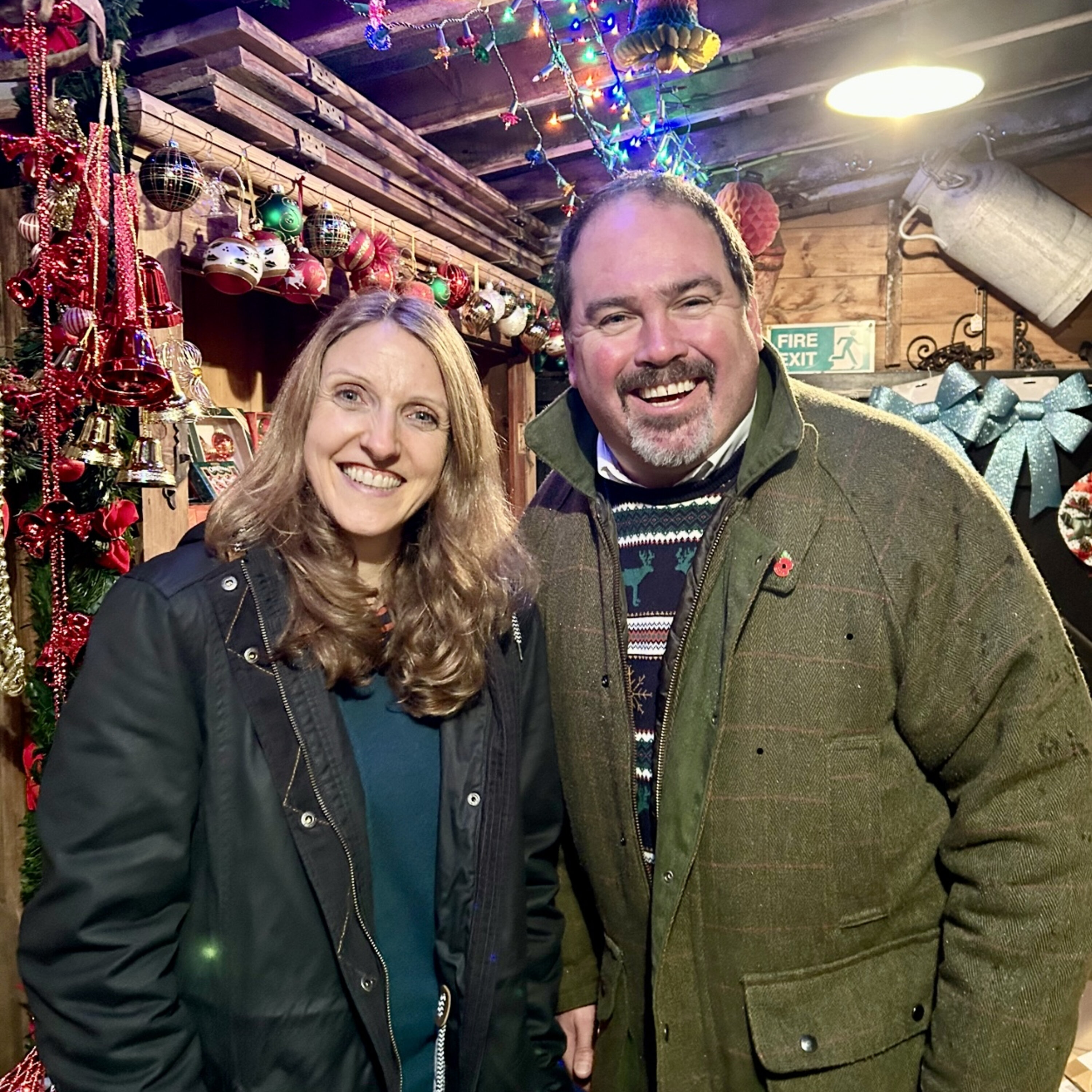 The P pod - Petersfield personalities - 11th December 2023: Late Night Christmas Shopping