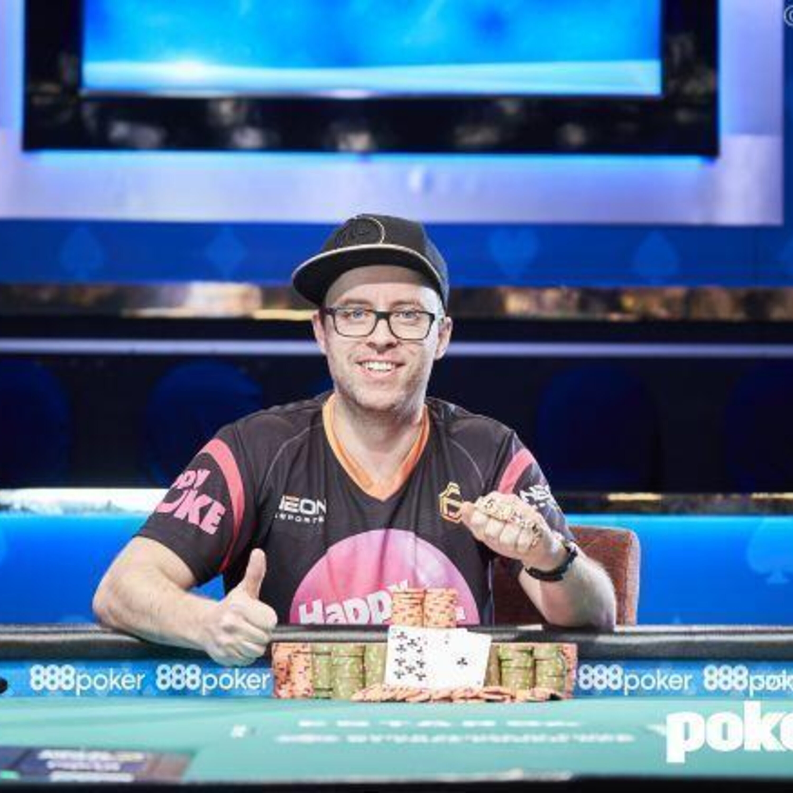 Podker EP1: Robert talks about the POY race controversy and his biggest challenge still to come!