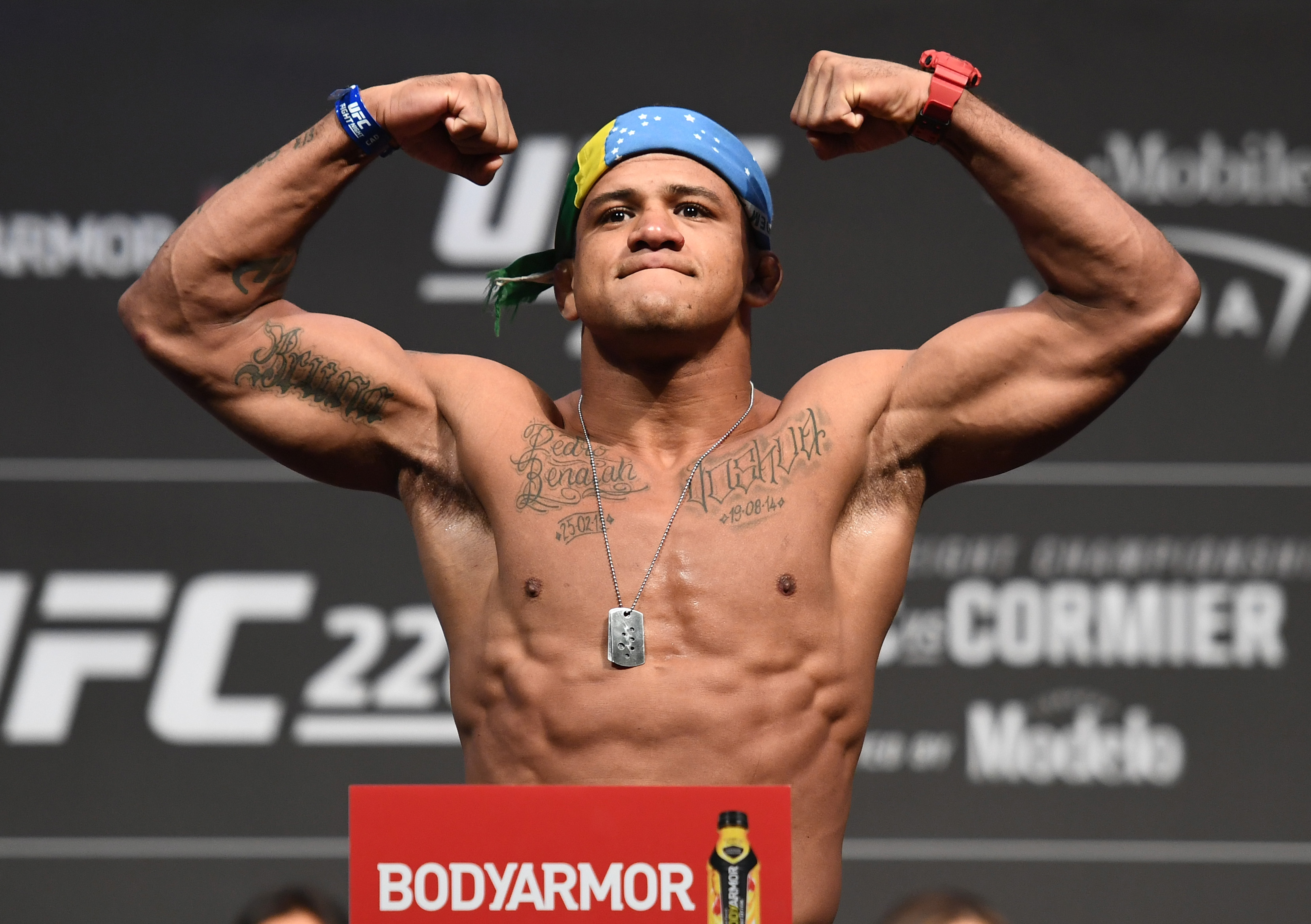 Mundo da Luta #123 - Será a hora e a vez de Gilbert Durinho ser campeão meio-médio do UFC? episode artwork