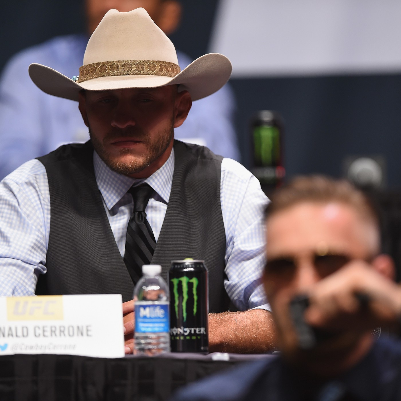 MUNDO DA LUTA #69: A VOLTA DE CONOR MCGREGOR NO UFC 246 E O QUE ESPERAR DOS BRASILEIROS EM 2020 episode artwork
