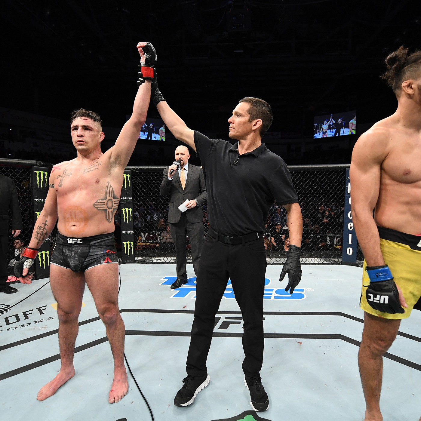 Mundo da Luta #74: a polêmica desclassificação de Michel Pereira contra Diego Sanchez episode artwork