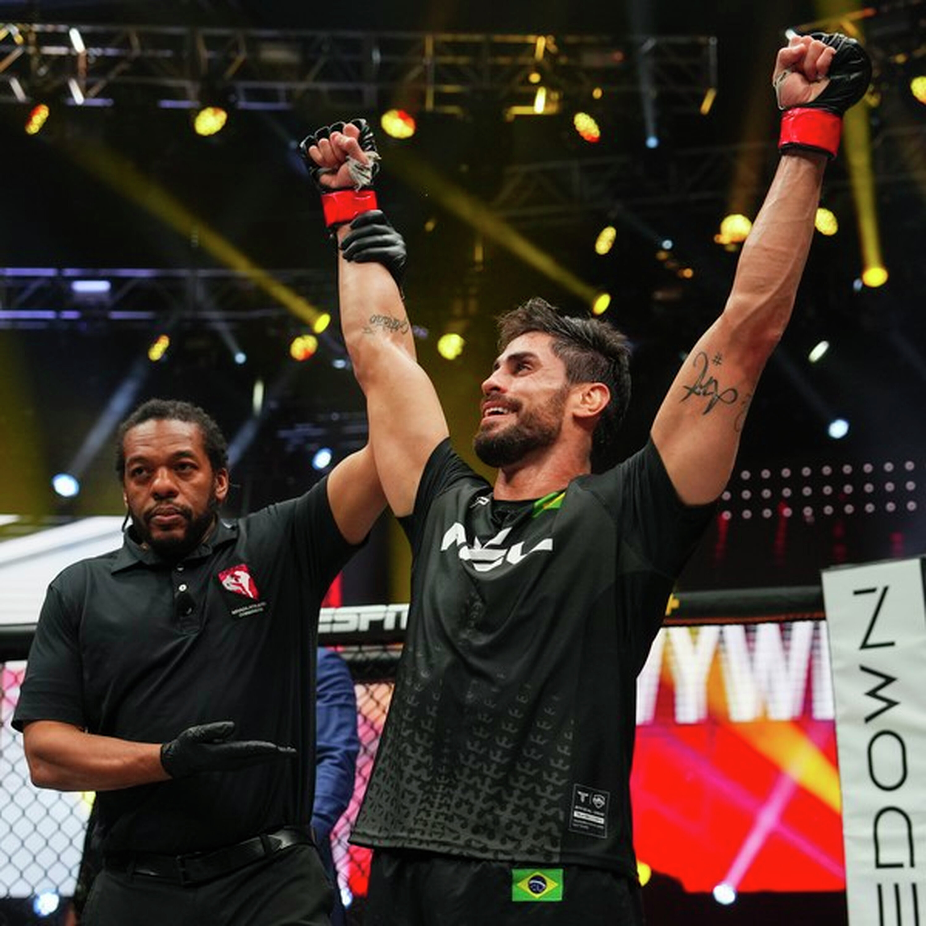 Mundo da Luta #294 - Cara de Sapato no jogo! Mundo da Luta #294 - Cara de Sapato no jogo!