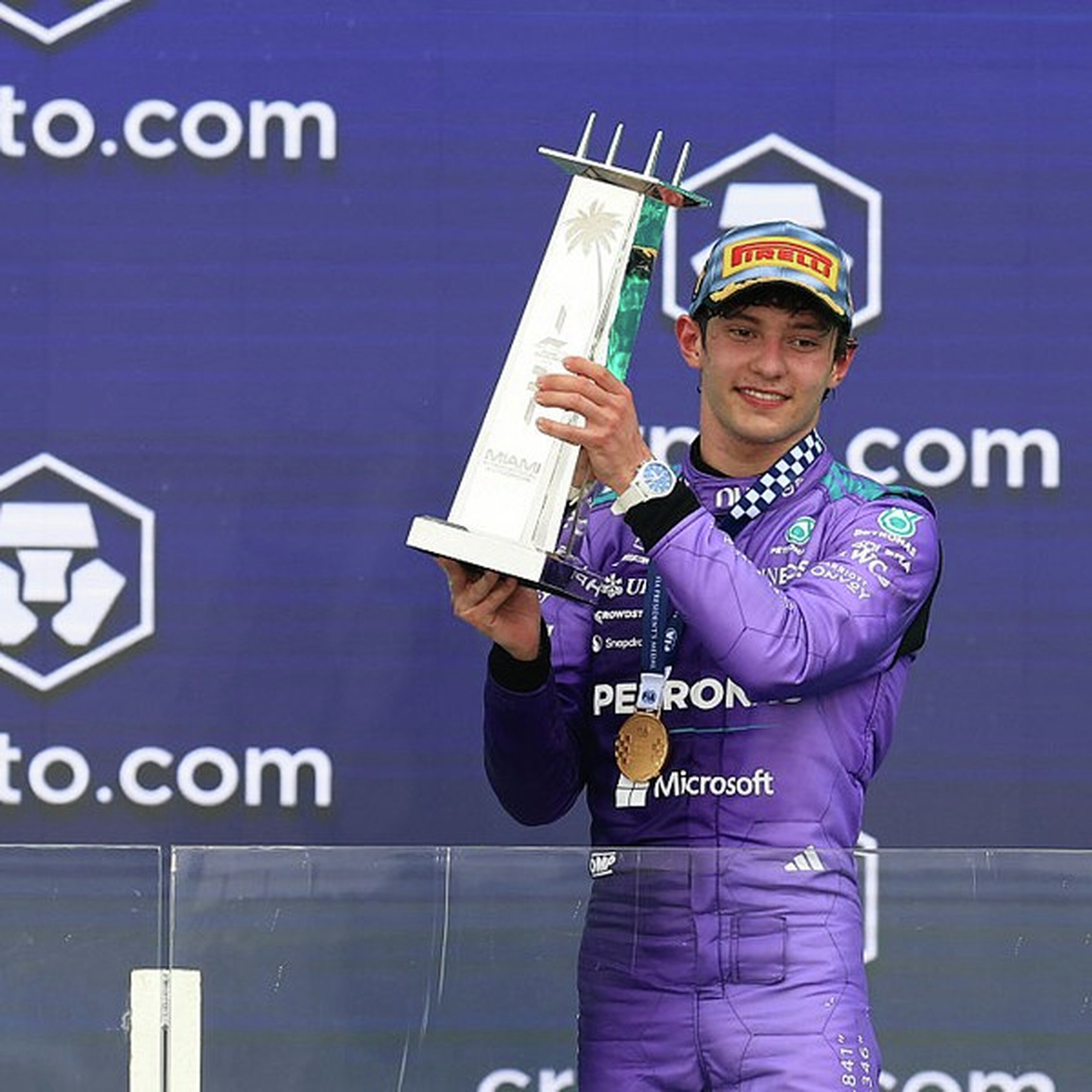 Na Ponta dos Dedos #298 - Kimi Antonelli vence a terceira no GP de Miami episode artwork