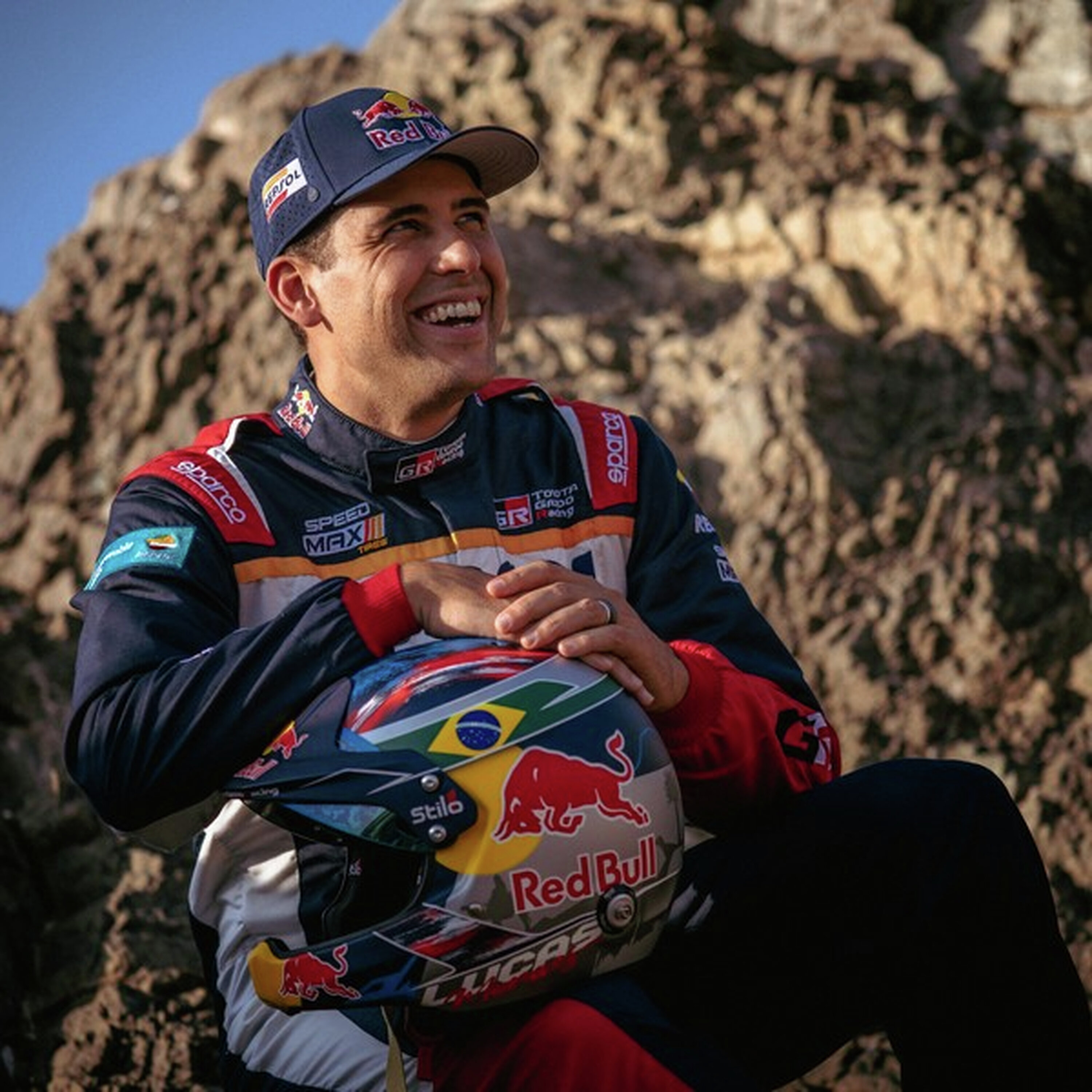 Na Ponta dos Dedos #235 – Lucas Moraes, piloto oficial Toyota no Rally Dakar