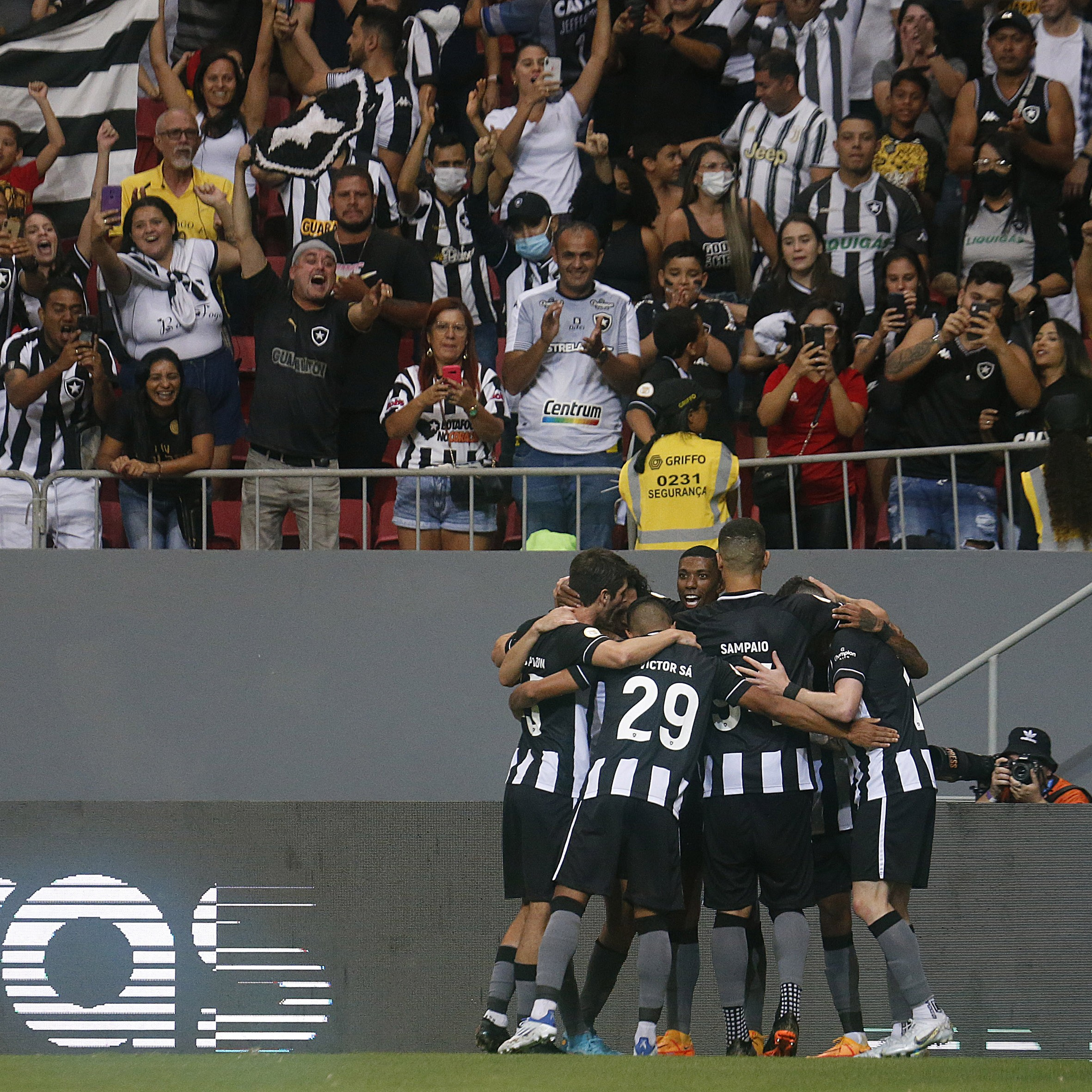 GE Botafogo #181 - A "Beatlemania" alvinegra: vitória no DF, vaga encaminhada e empolgação sem limite da torcida. Até onde é capaz de chegar esse Botafogo?