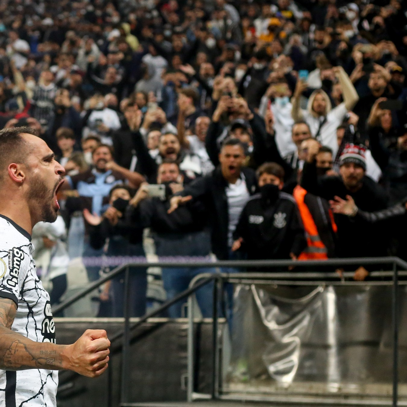 GE Corinthians