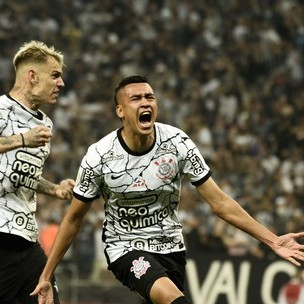 GE Corinthians #167 – Que venha o Galo! Timão cresce após mudanças e vence confronto direto