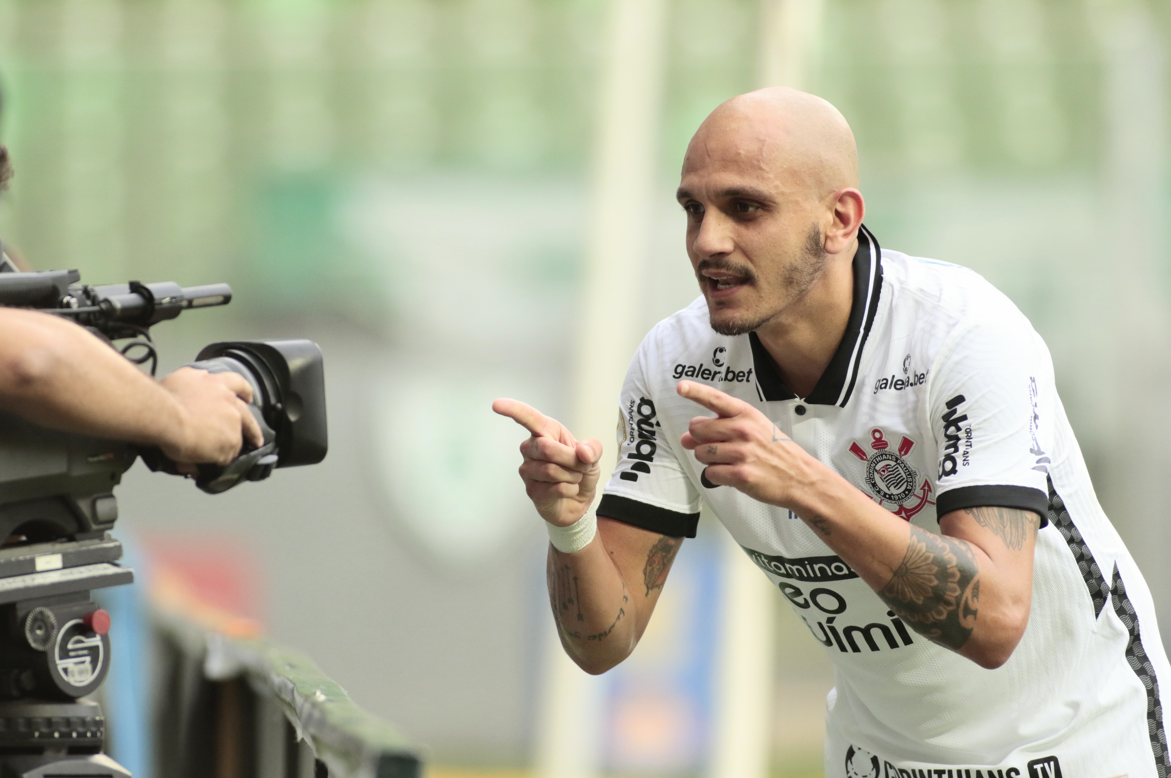 GE Corinthians #131 - Vitória 'do alívio' e os desafios de Sylvinho em semana decisiva com Copa do Brasil e Dérbi