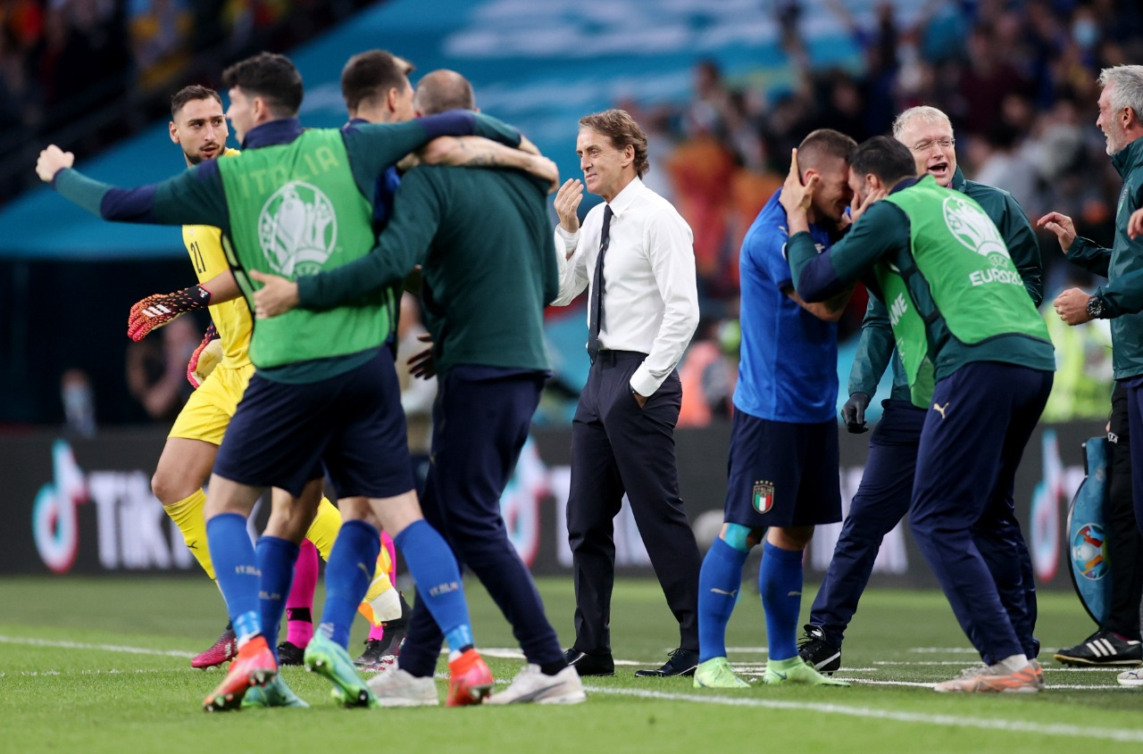 Pocket Euro #28 - Analisamos as campanhas de Itália e Inglaterra: Mancini é o melhor técnico do mundo? episode artwork