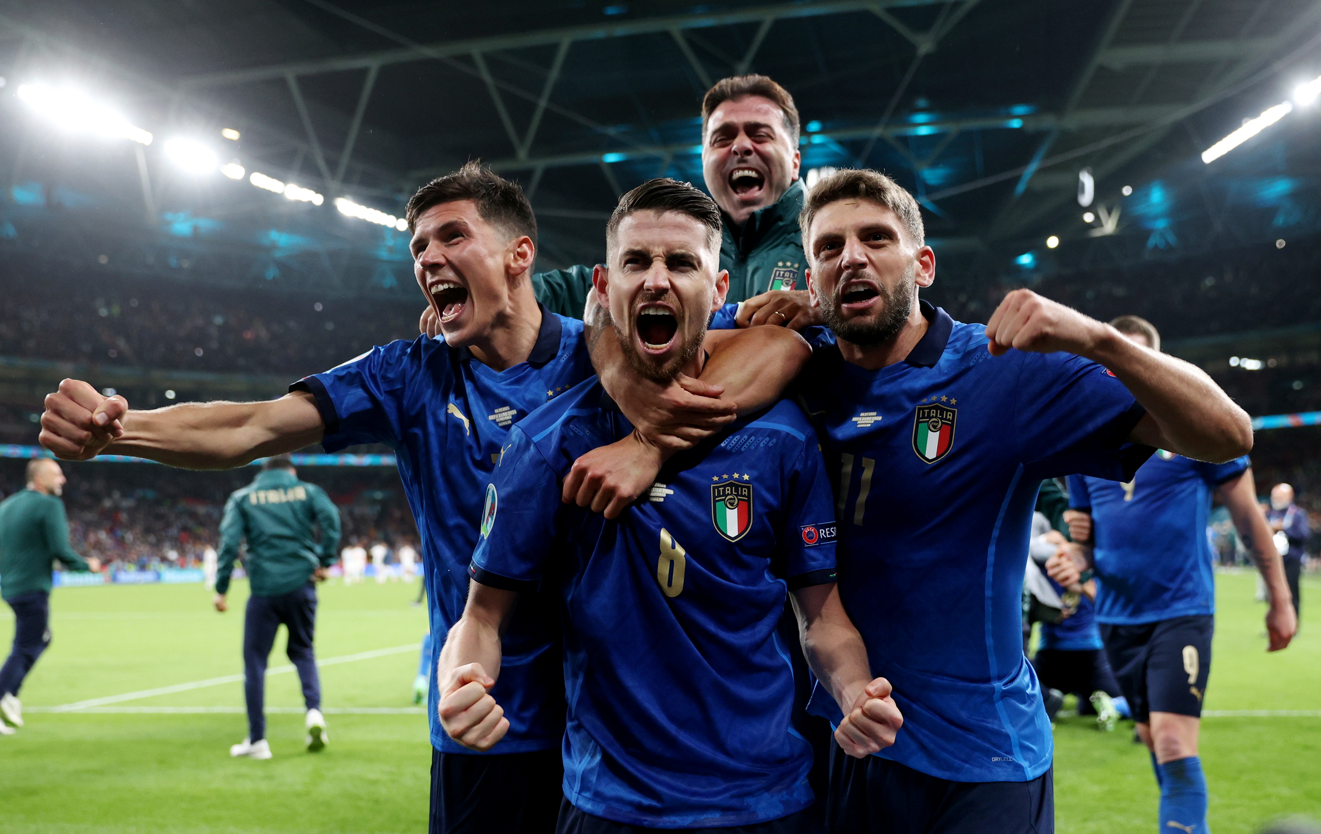 Pocket Euro #26: Itália se enrola contra Espanha, sofre, mas chega à final episode artwork
