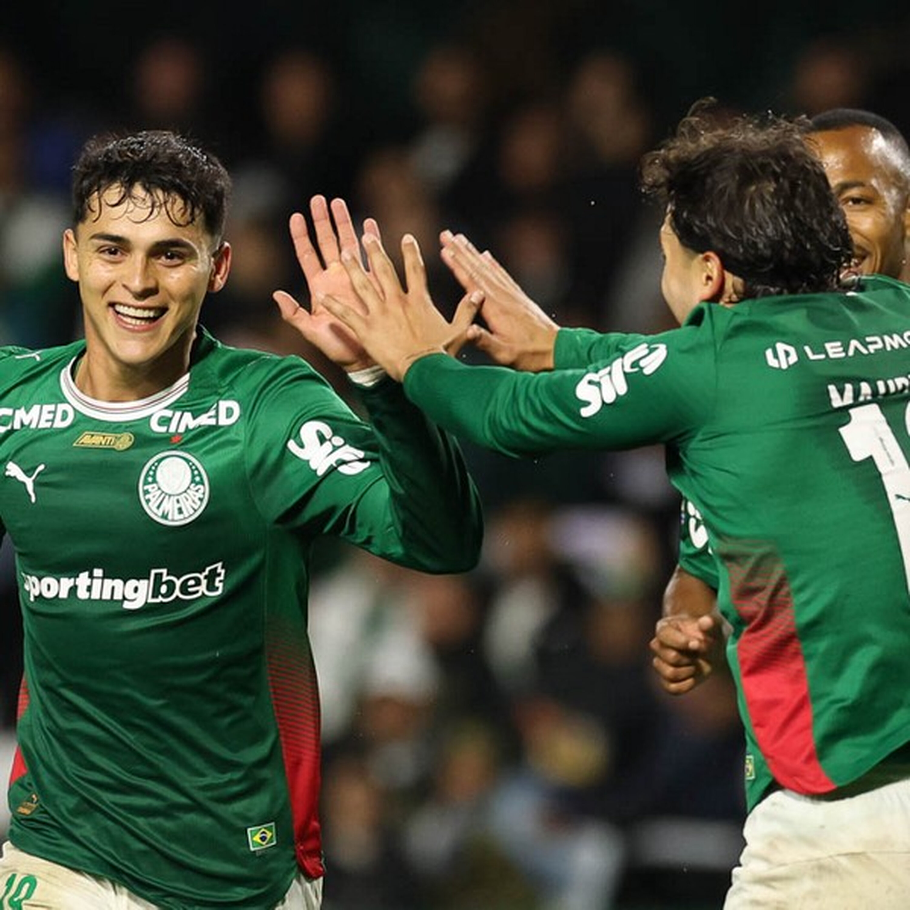 GE Palmeiras #548 - Vitória segura com três zagueiros consolida vantagem na liderança