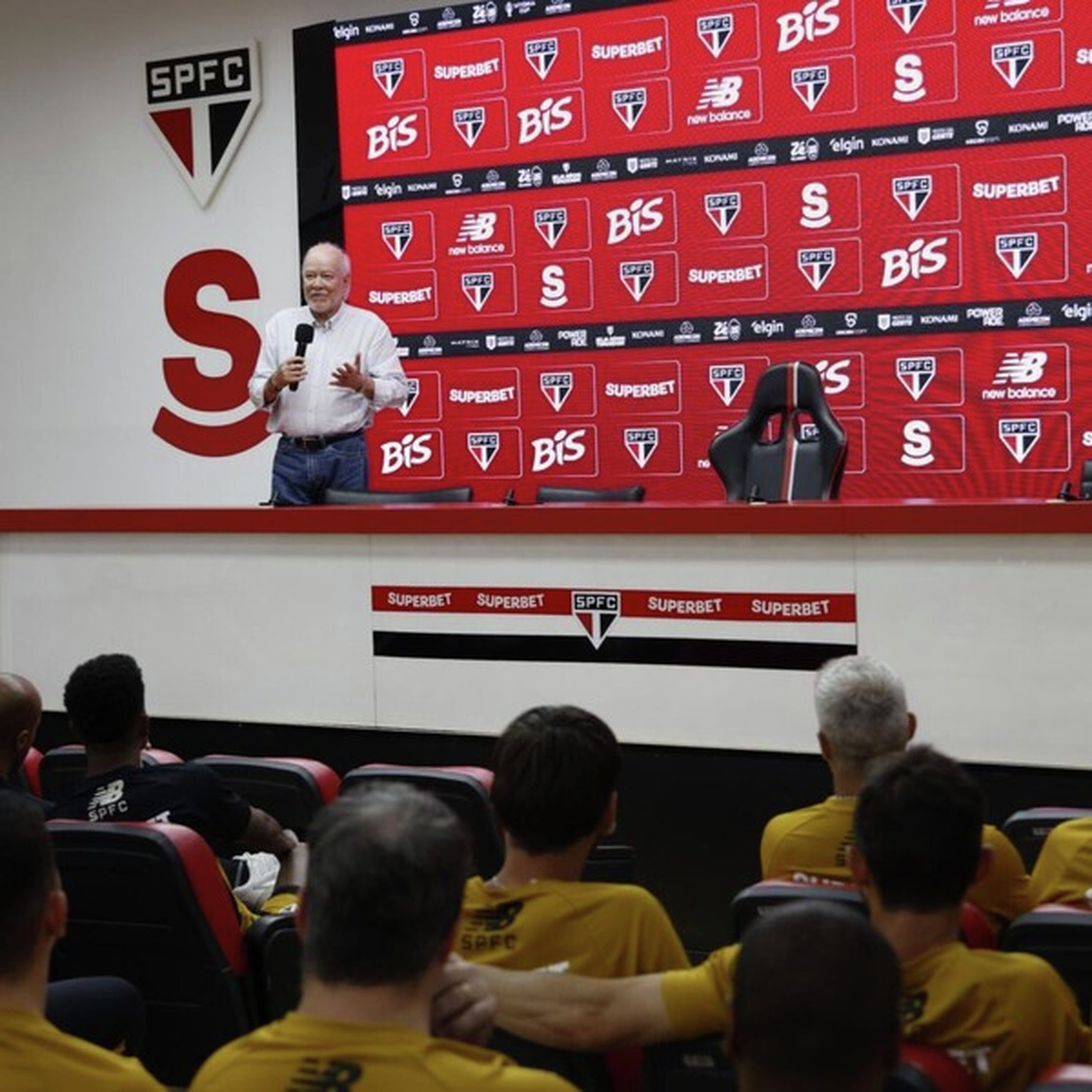 GE São Paulo #472 - Casares afastado e empate melancólico no Majestoso GE São Paulo #472 - Casares afastado e empate melancólico no Majestoso