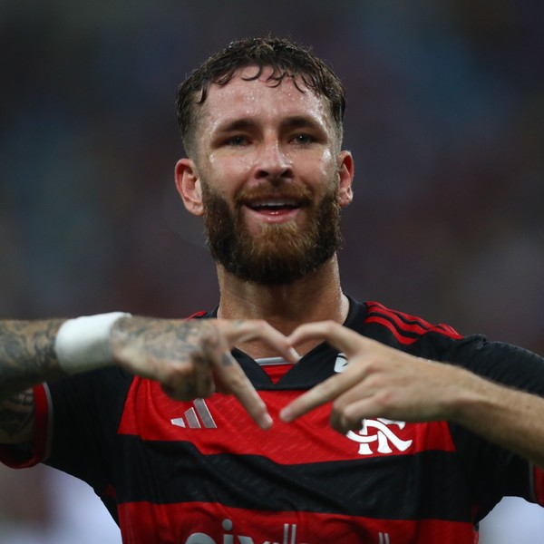 GE Flamengo #395 - Léo Karolino salva a noite em jogo sem amor à bola