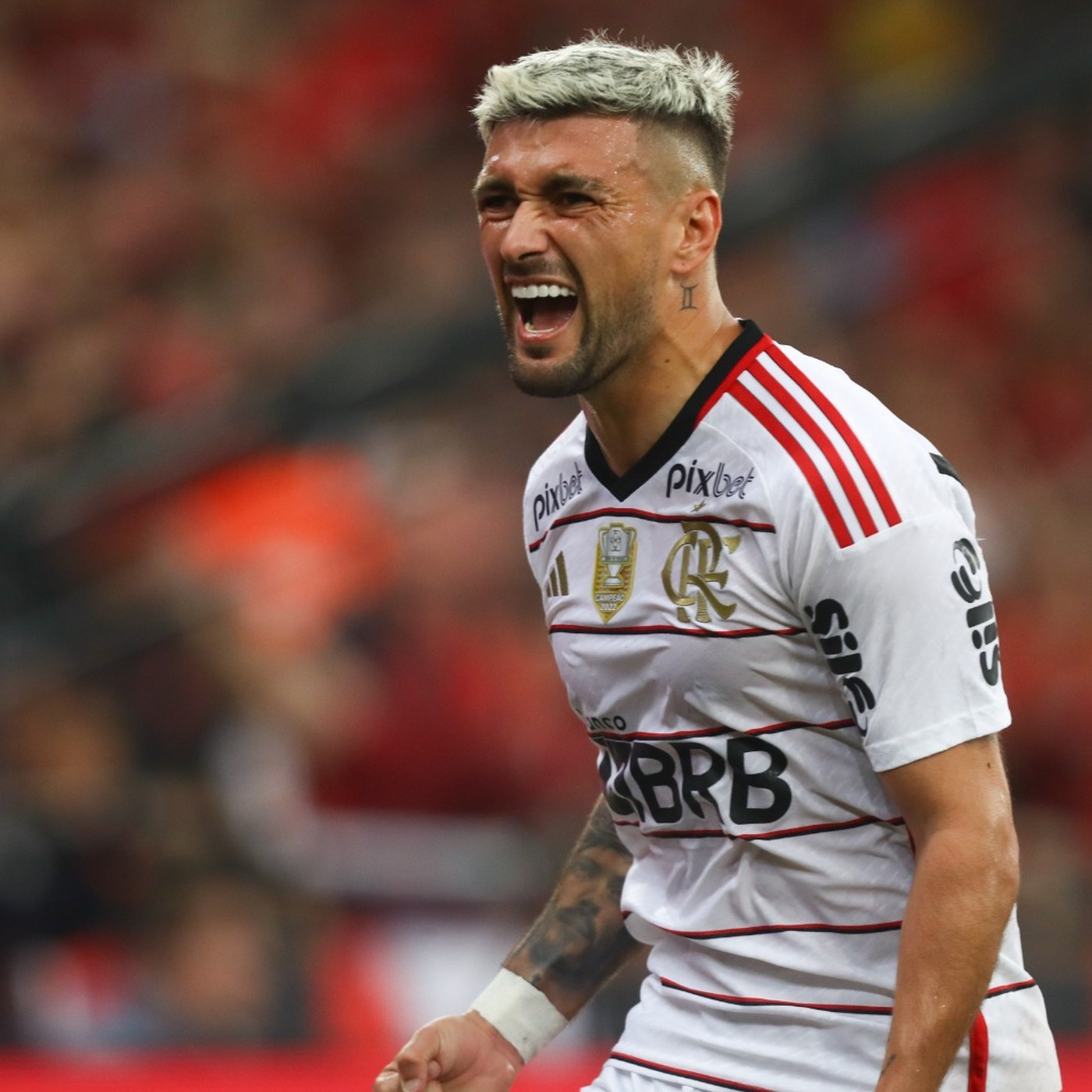 GE Flamengo #351 - Classificação na Baixada tem zagueiros em destaque e Gabigol nos holofotes
