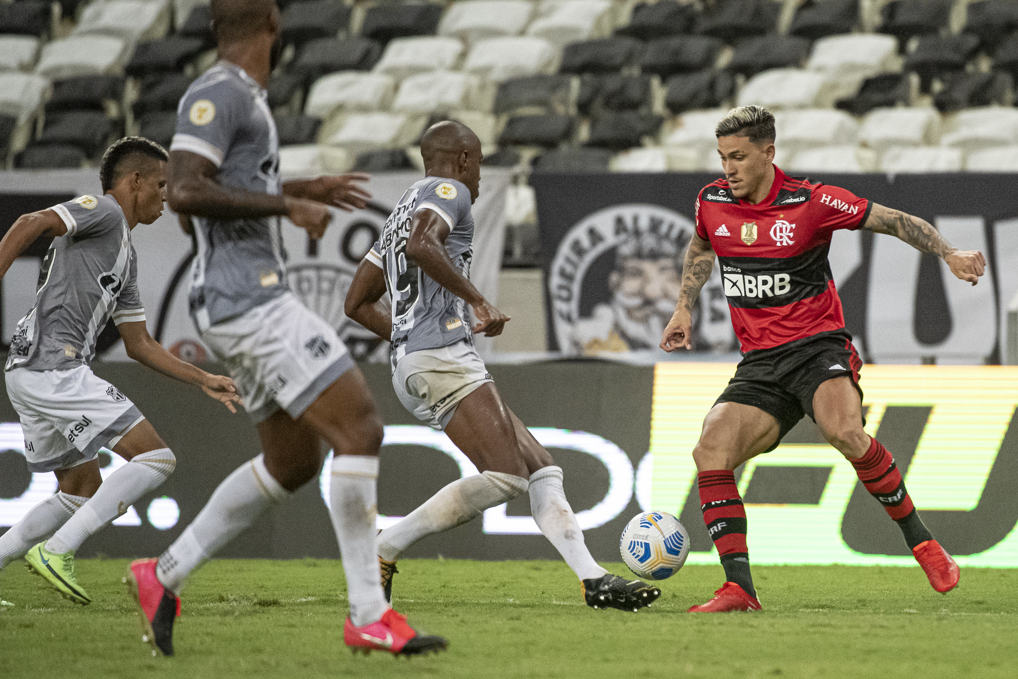 GE Flamengo #166 - Desfalques no time, defesa desajustada: o que faltou para os três pontos contra o Ceará?