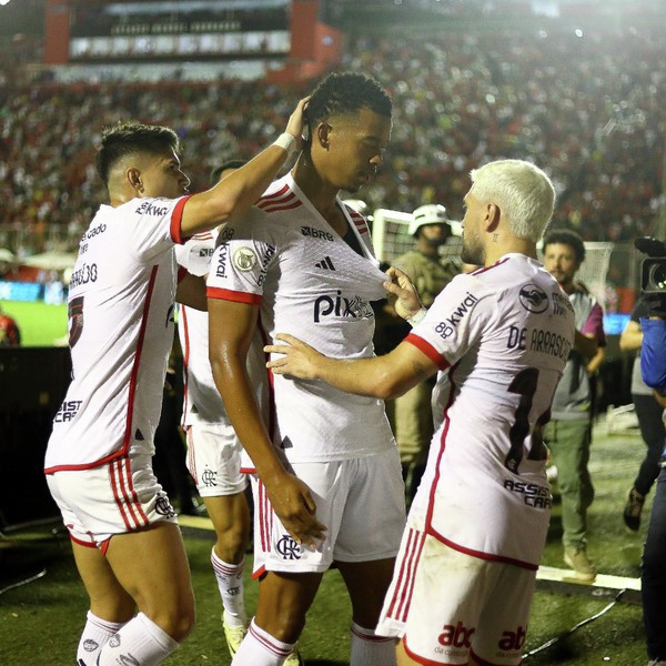 GE FLAMENGO #433 - Nova vitória no sufoco mantém time firme na briga pelo Brasileirão