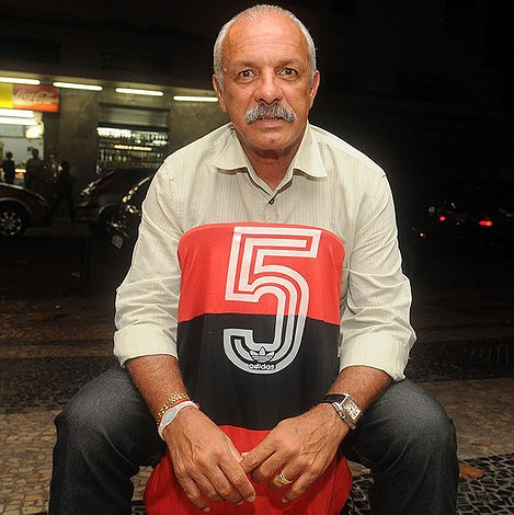 GE Flamengo #60 - Qualidade de camisa 10: quais são os maiores laterais da história do clube?
