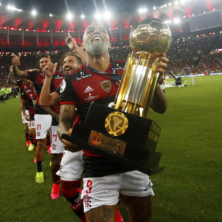 GE FLAMENGO #48 - NOITE DE FESTA NO MARACANÃ COM EXIBIÇÃO SEGURA DO FLAMENGO E "VAPO" DE JESUS