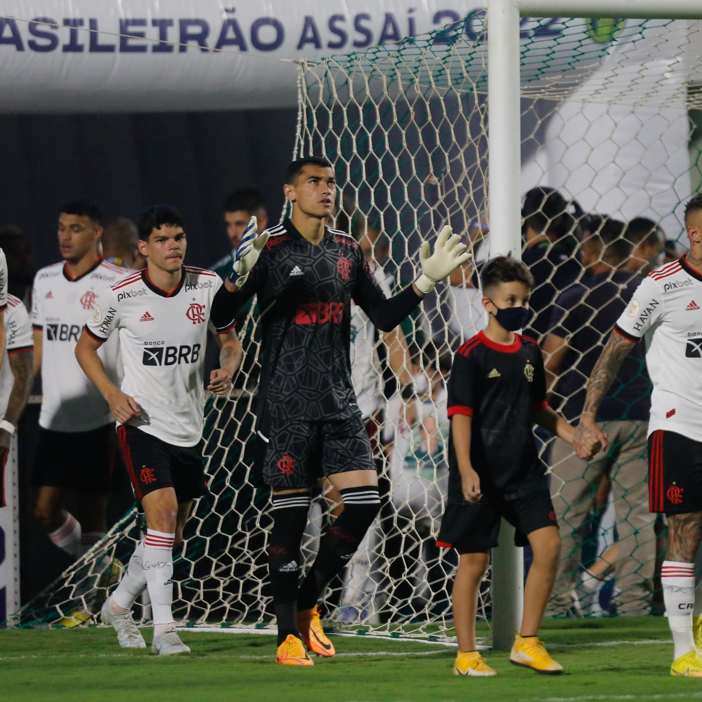 #GE Flamengo 266 - Empate frustrante e duelos decisivos com tricolores