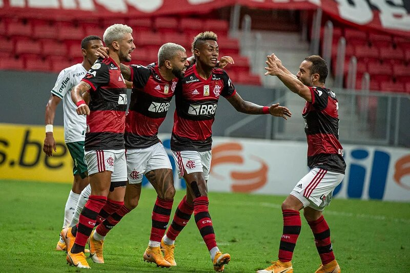 GE Flamengo #113 - Futuro de Pepê, briga pelo título do Brasileirão e espaço para Pedro