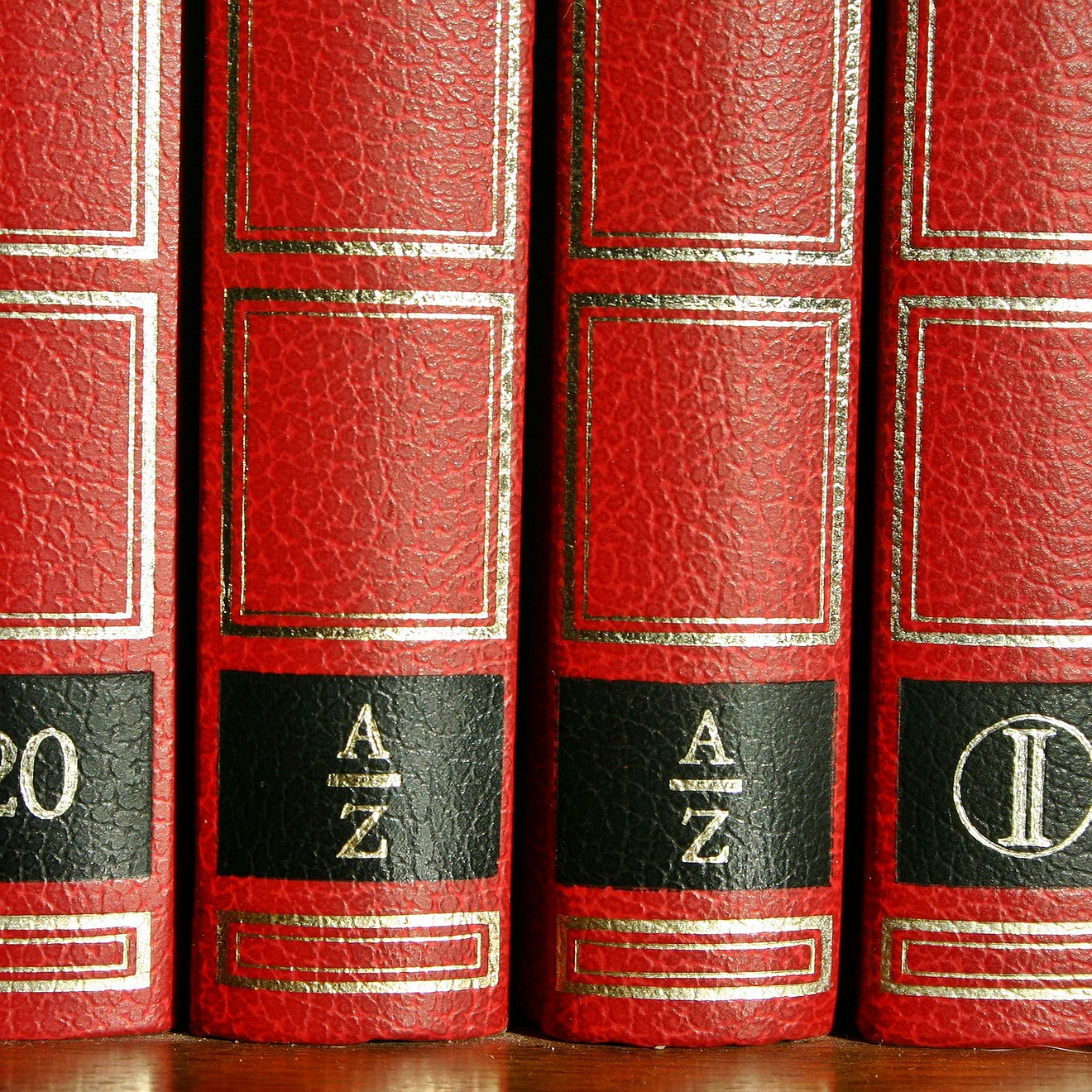 Duzentos 'ml' ou duzentos 'mls'?