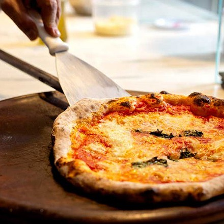 'Pizzaria' ou 'pizzeria'?