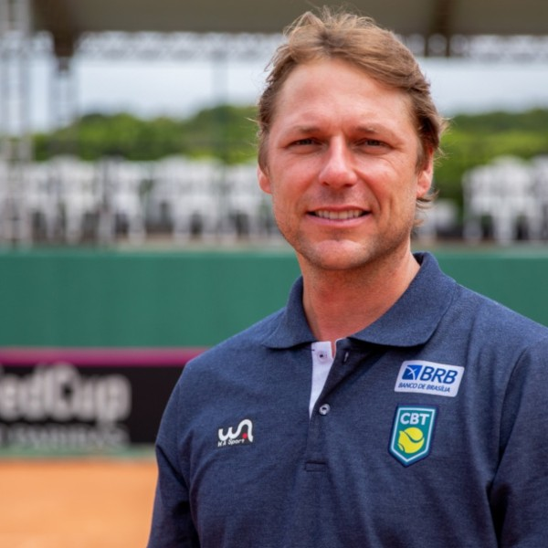 Match Point Beach Tennis