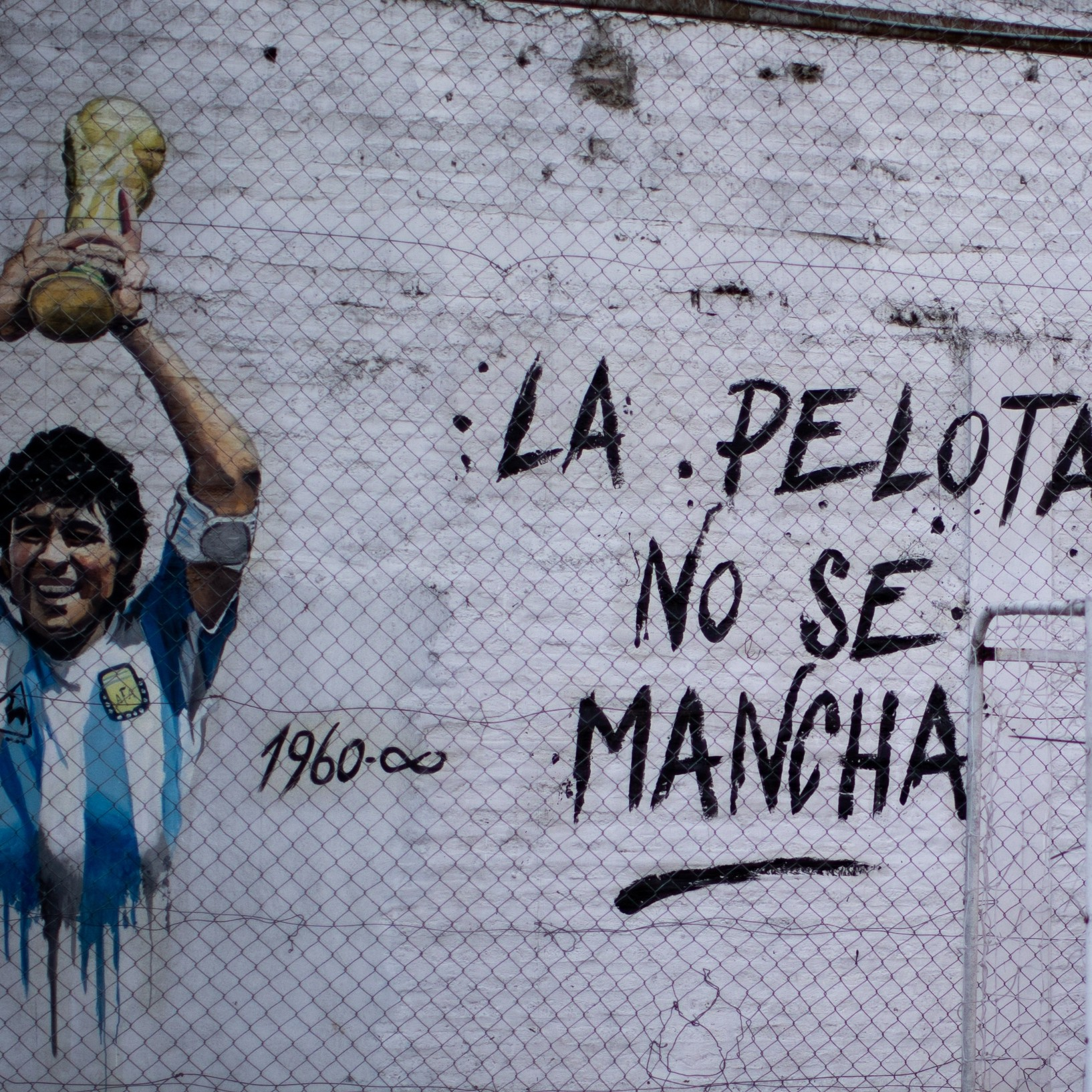 La Pelota #74 - O 1º aniversário de Diego sem Dios entre nós