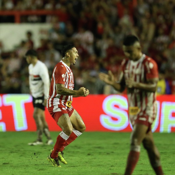 Embolada #349 - Náutico sai maior do que entrou em jogo contra o São Paulo