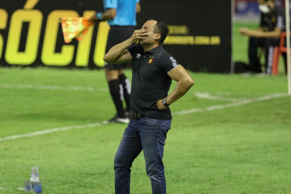 Embolada #95 - A queda de Jair Ventura no Sport